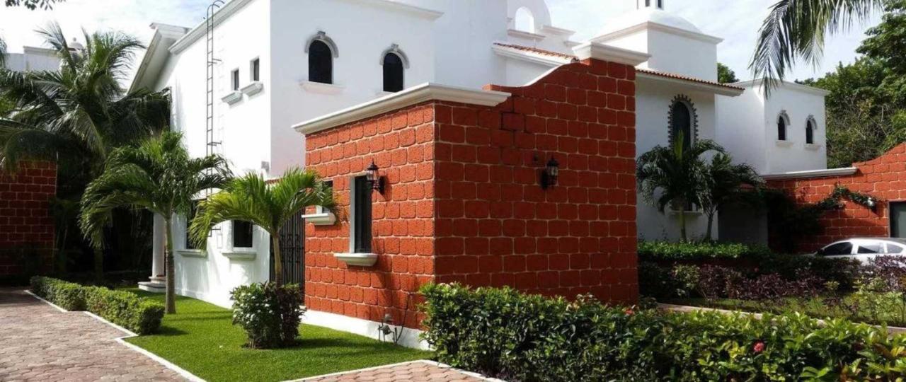 Pensión Sunrise In Stunning Playacar Townhouse Stage 2 2*