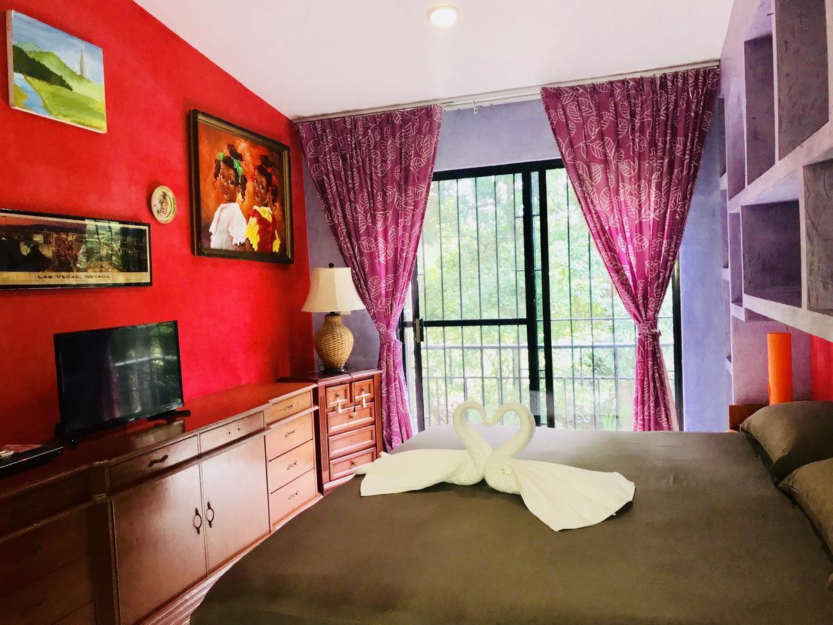 Sunrise In Stunning Playacar Townhouse Stage 2 Pensión Playa del Carmen